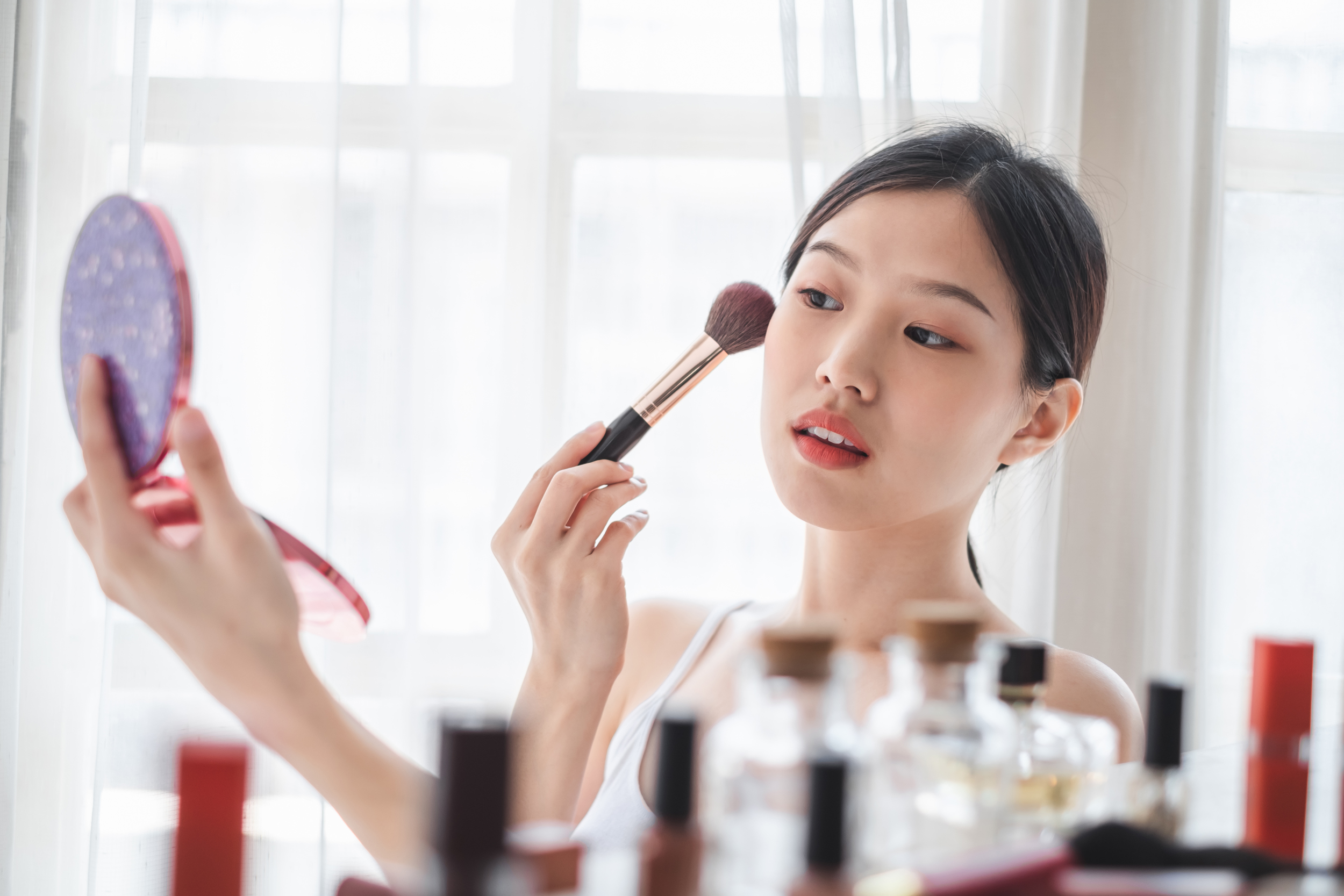 Dewy Skin Look Inspired by Korean Beauty